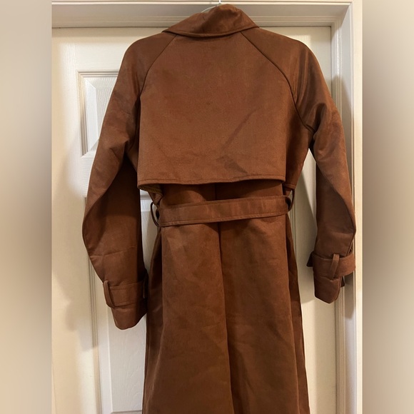 Edyisa suede trench coat - Picture 8 of 11